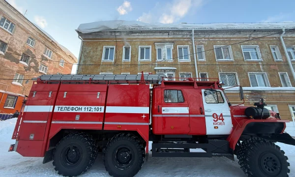 Огнеборцы Кизела ликвидировали пожар в многоквартирном жилом доме