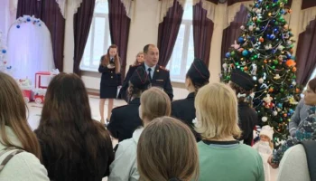 Кизеловские студенты в рамках акции &laquo;Студенческий десант&raquo; познакомились с профессией полицейского