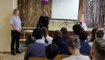 Сотрудники полиции провели урок правовой грамотности для кизеловских школьников